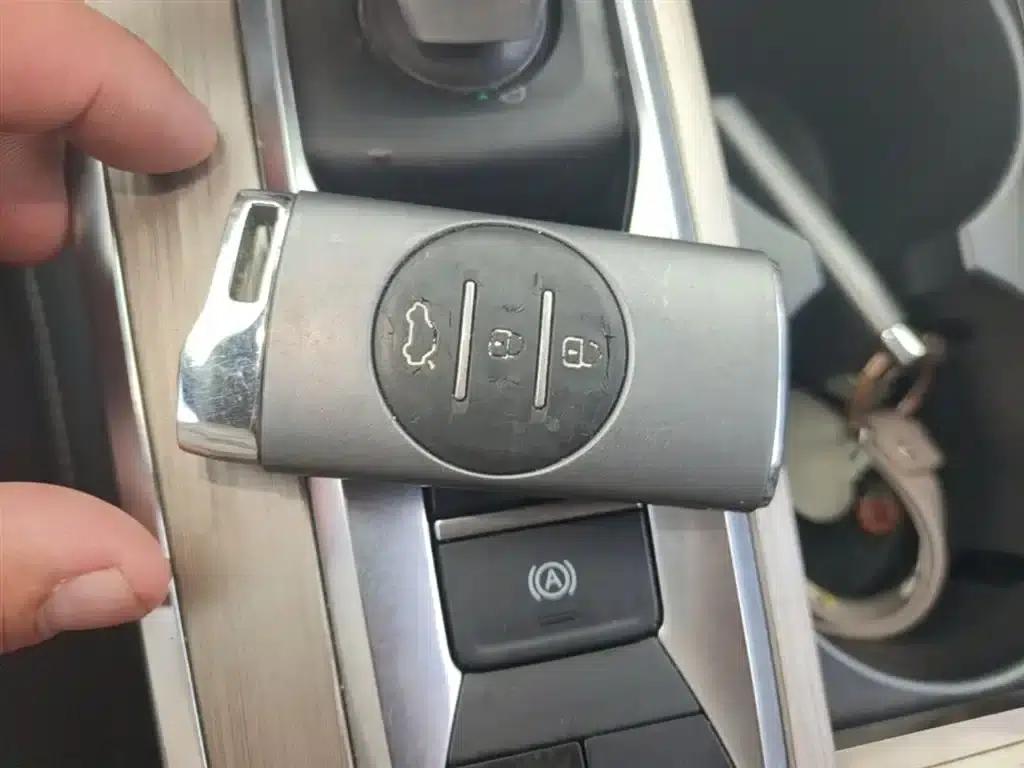 2022 Exeed Moon Explorer Edition 400T 2WD Star Enjoyment 5-Seater — миниатюра 9