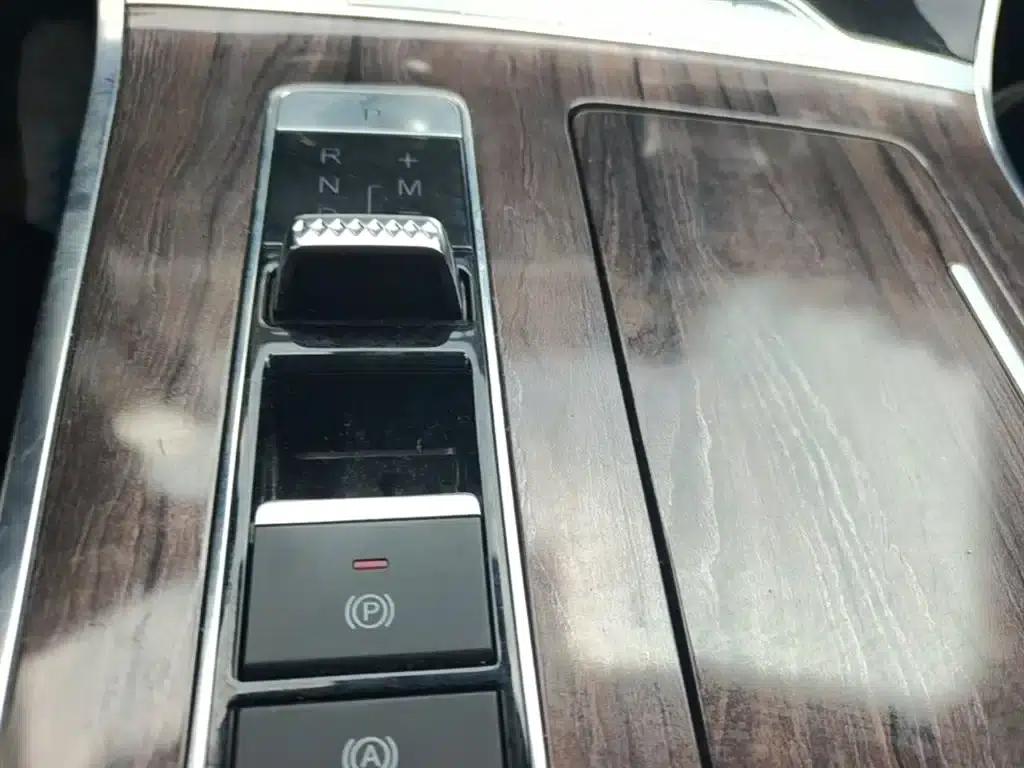 Starry Night 2021 390T AWD Starry Night Edition — миниатюра 14