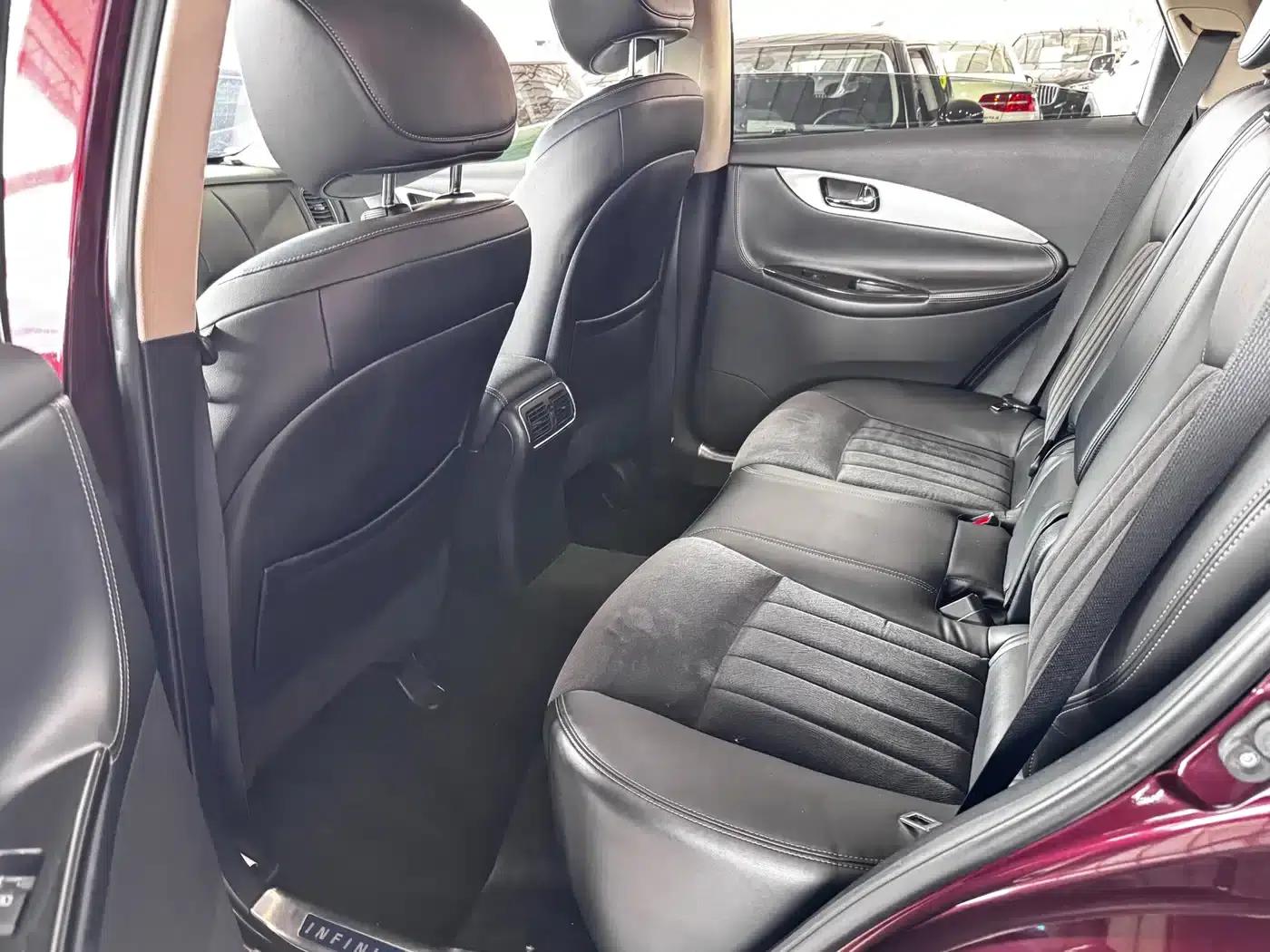 Infiniti QX50 2015 2.5L Comfort Edition — миниатюра 11
