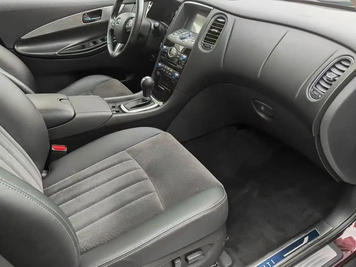 Infiniti QX50 2015 2.5L Comfort Edition — миниатюра 6