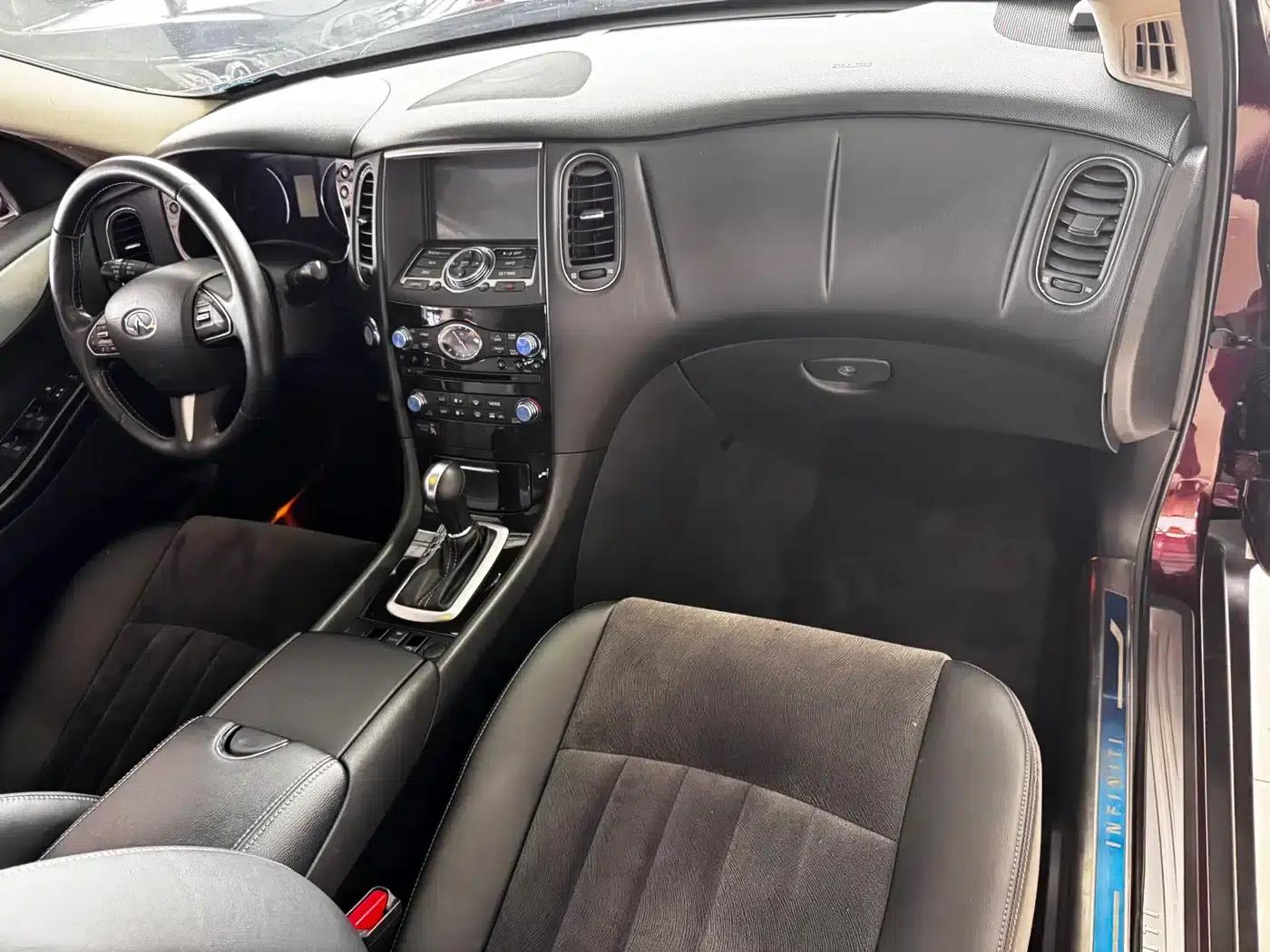 Infiniti QX50 2015 2.5L Comfort Edition — миниатюра 8