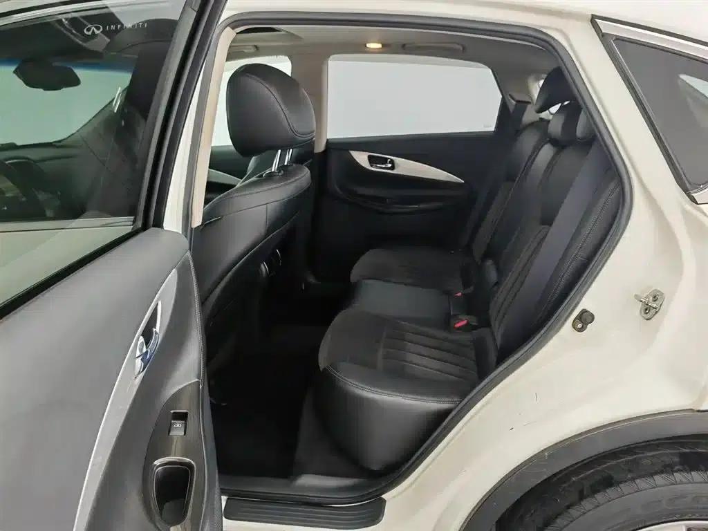 Infiniti QX50 2015 2.5L Comfort Edition — миниатюра 15