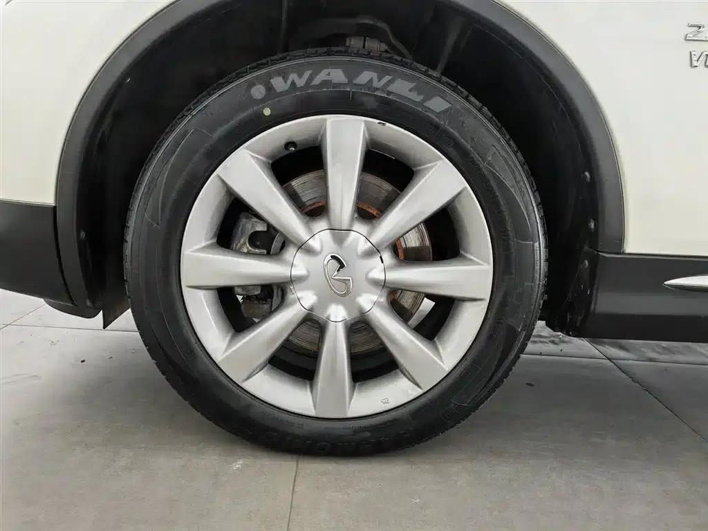 Infiniti QX50 2015 2.5L Comfort Edition — миниатюра 17