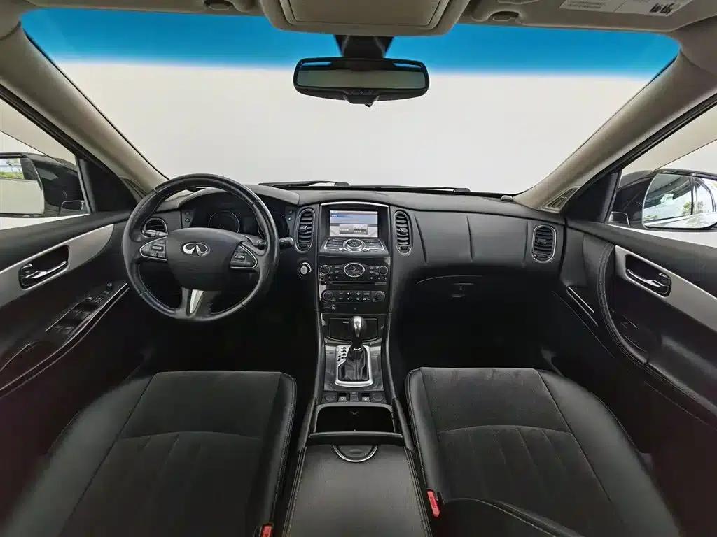 Infiniti QX50 2015 2.5L Comfort Edition — миниатюра 5