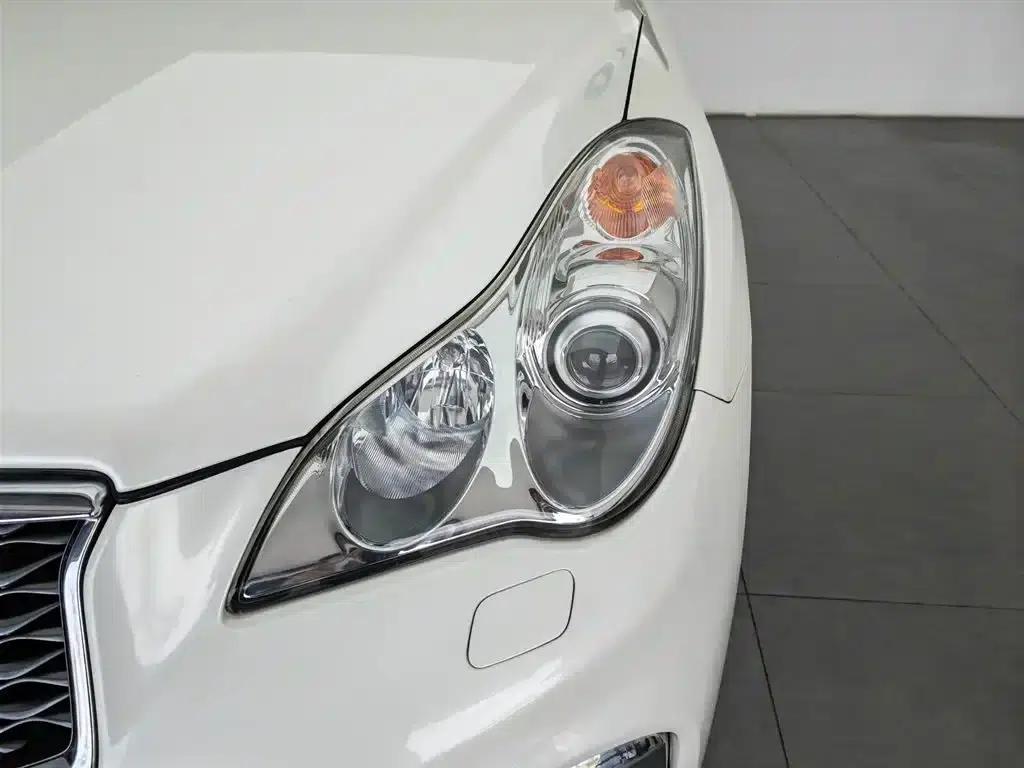 Infiniti QX50 2015 2.5L Comfort Edition — миниатюра 7
