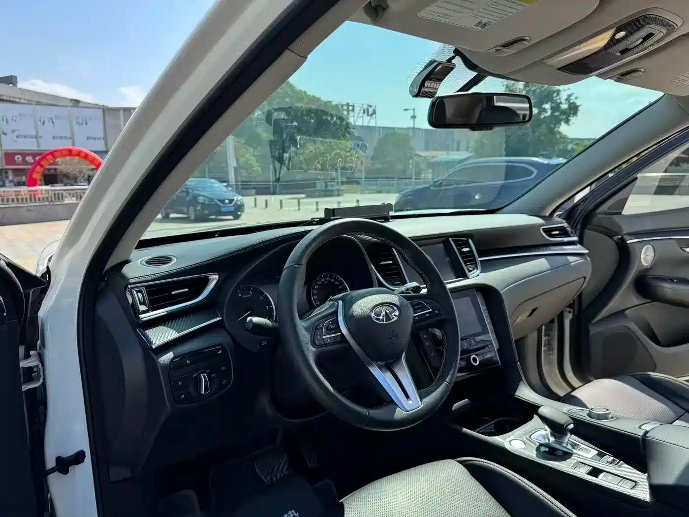 Infiniti QX50 2020 2.0T 2WD Fashion Edition — миниатюра 12