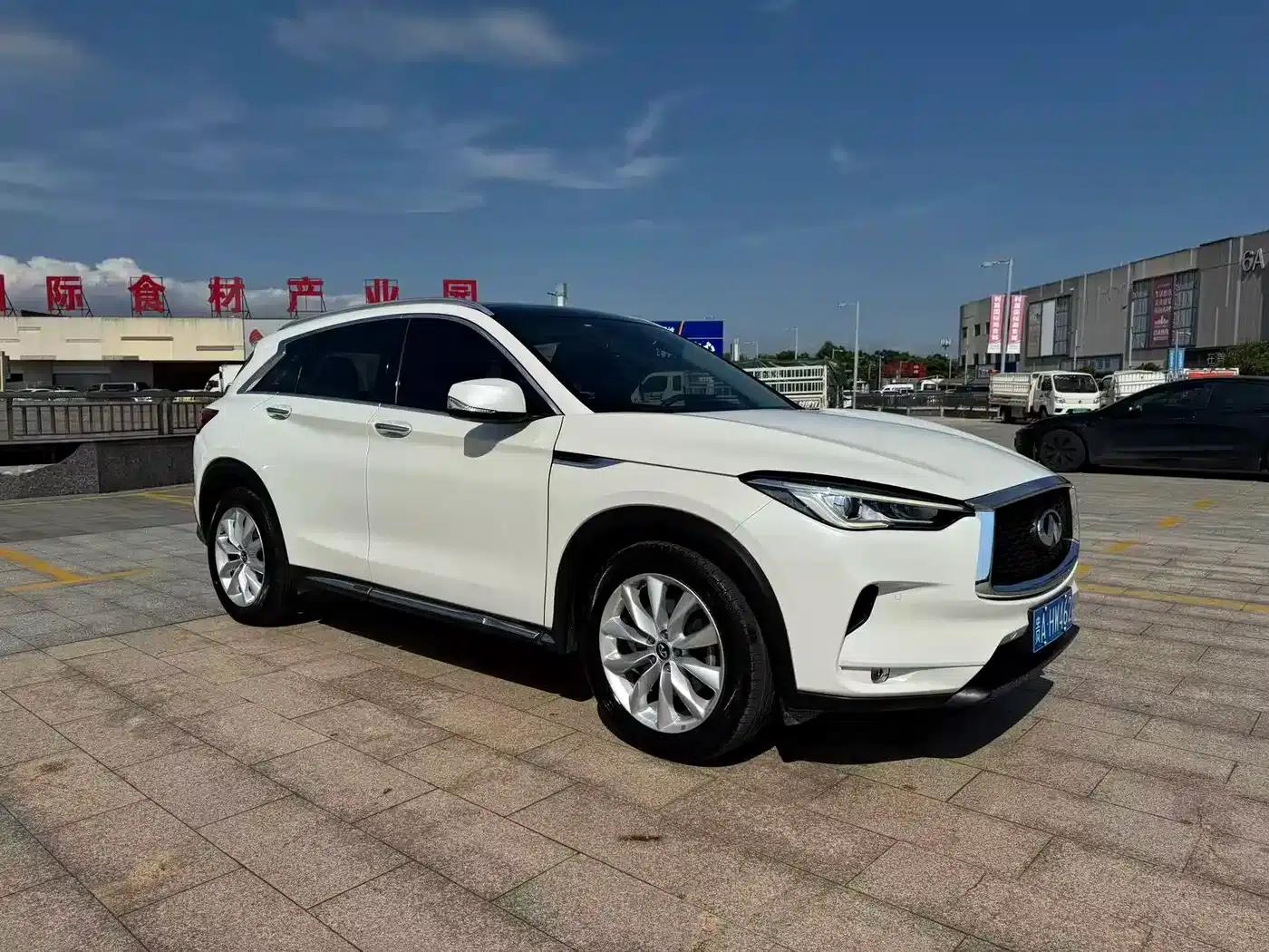 Infiniti QX50 2020 2.0T 2WD Fashion Edition — миниатюра 3