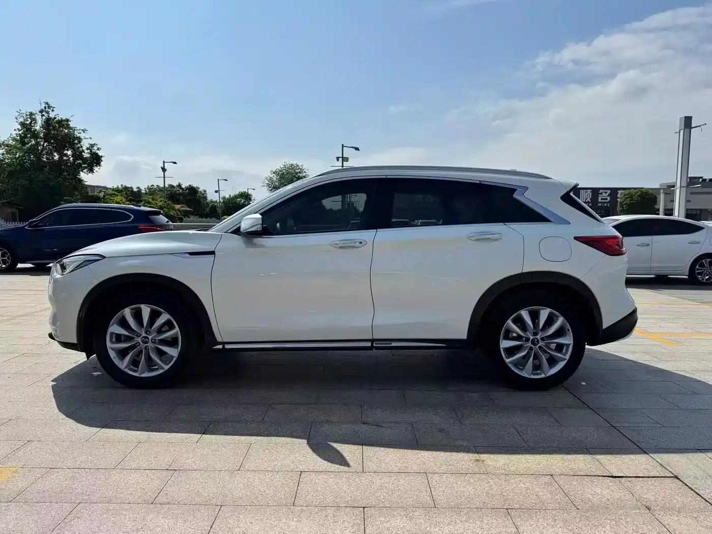 Infiniti QX50 2020 2.0T 2WD Fashion Edition — миниатюра 4