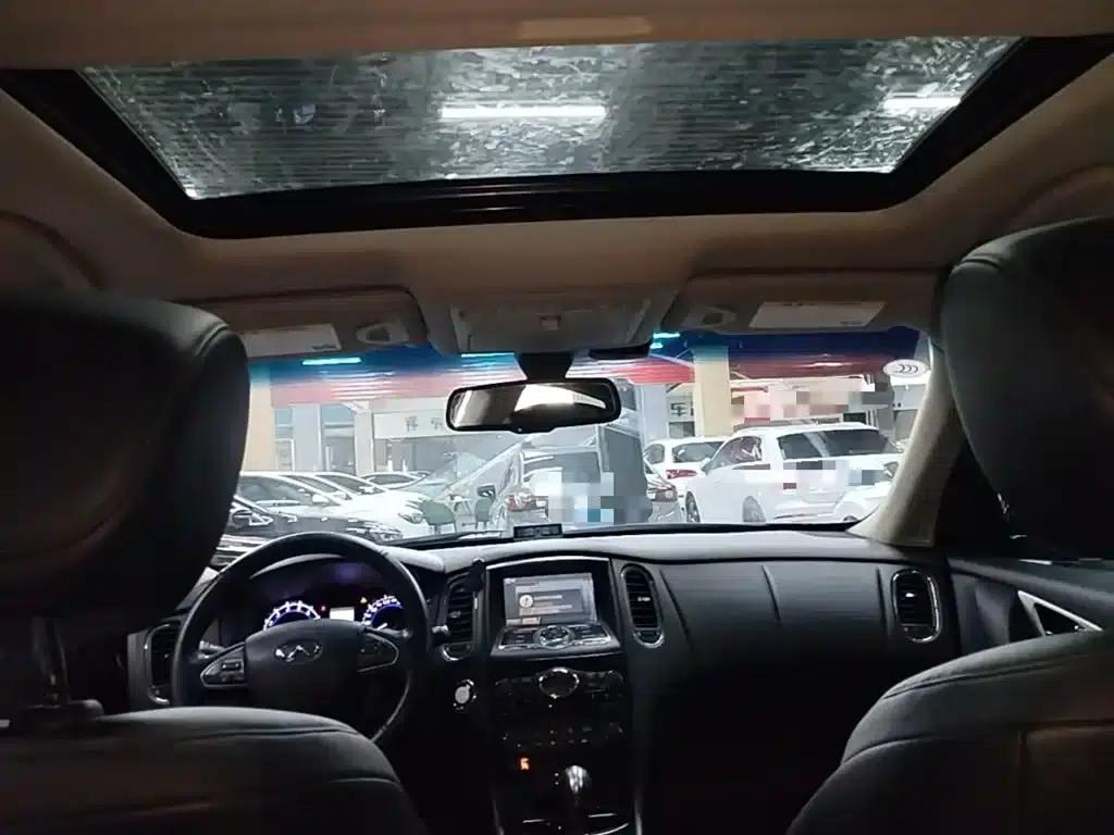 Infiniti QX50 2015 2.5L Comfort Edition — миниатюра 18