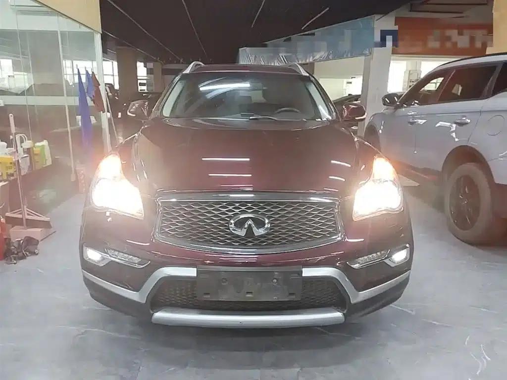 Infiniti QX50 2015 2.5L Comfort Edition — миниатюра 3