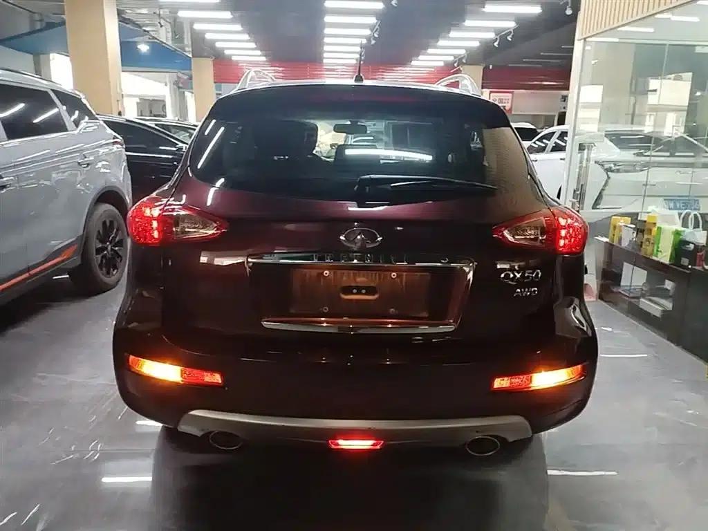 Infiniti QX50 2015 2.5L Comfort Edition — миниатюра 6