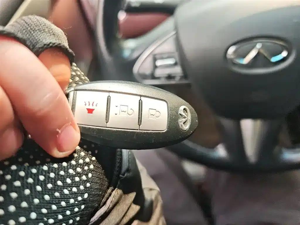 Infiniti QX50 2015 2.5L Enjoy Edition — миниатюра 12