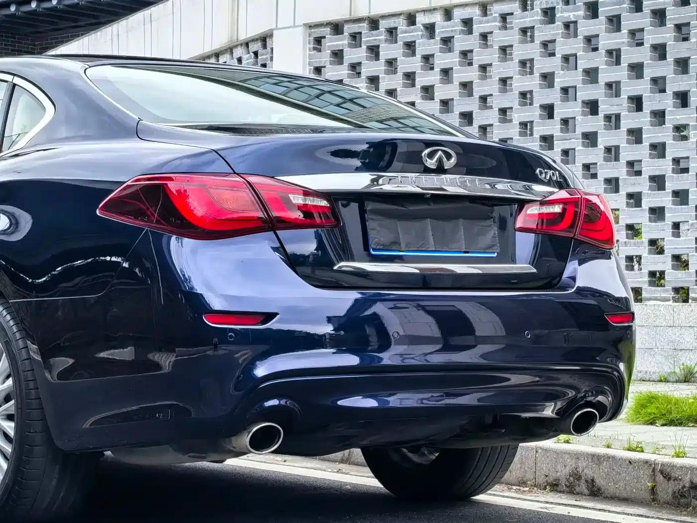 Infiniti Q70 2015 Q70L 2.5L Enjoy Edition — миниатюра 16