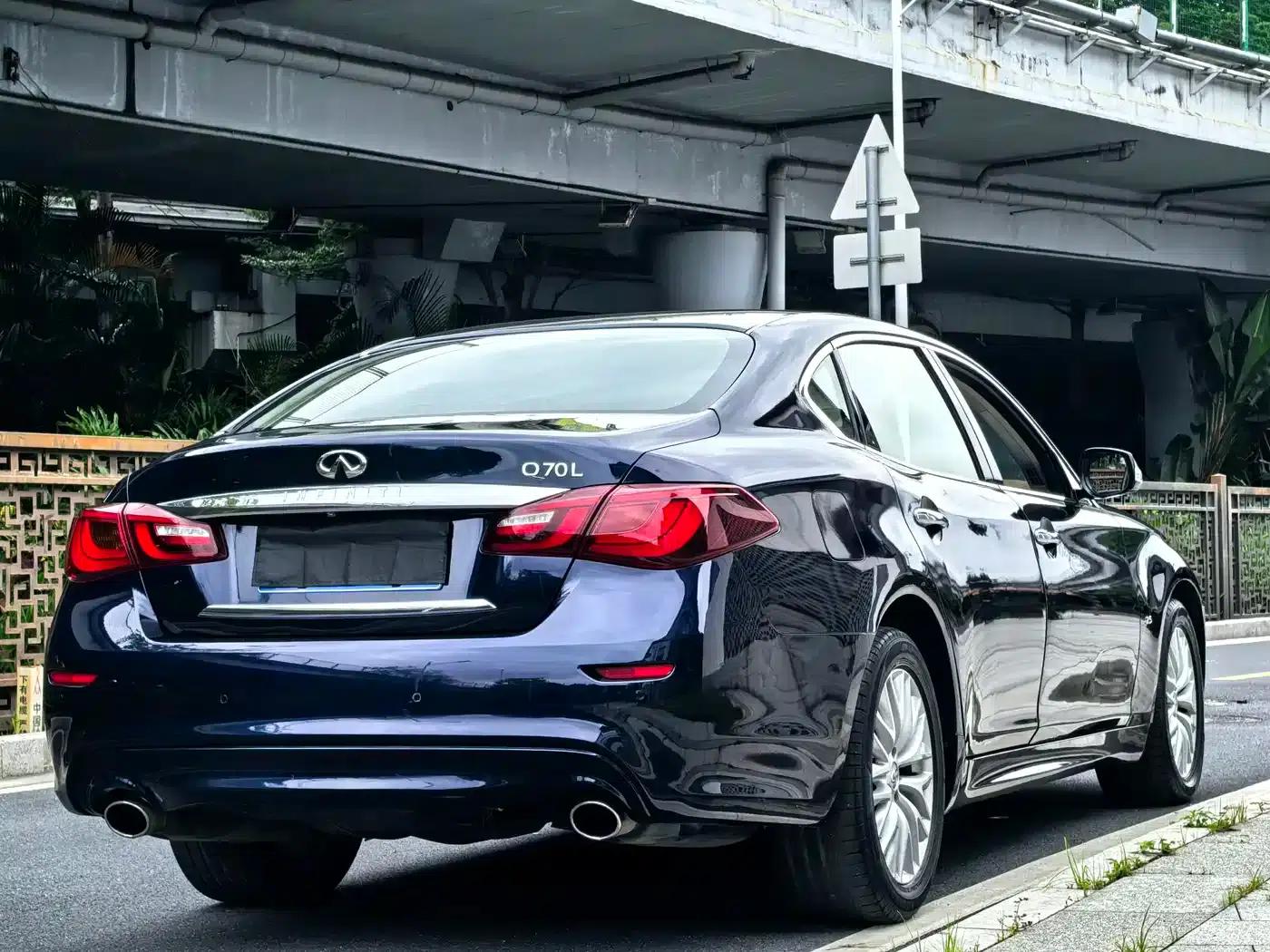Infiniti Q70 2015 Q70L 2.5L Enjoy Edition — миниатюра 19