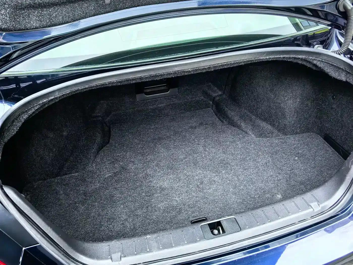 Infiniti Q70 2015 Q70L 2.5L Enjoy Edition — миниатюра 20