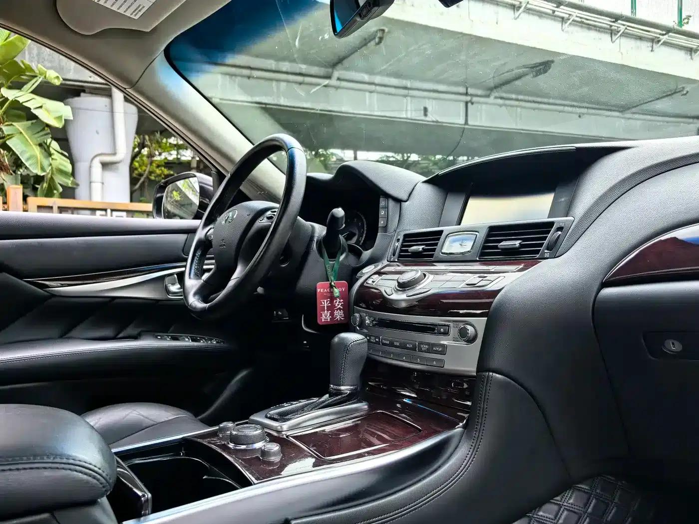 Infiniti Q70 2015 Q70L 2.5L Enjoy Edition — миниатюра 37