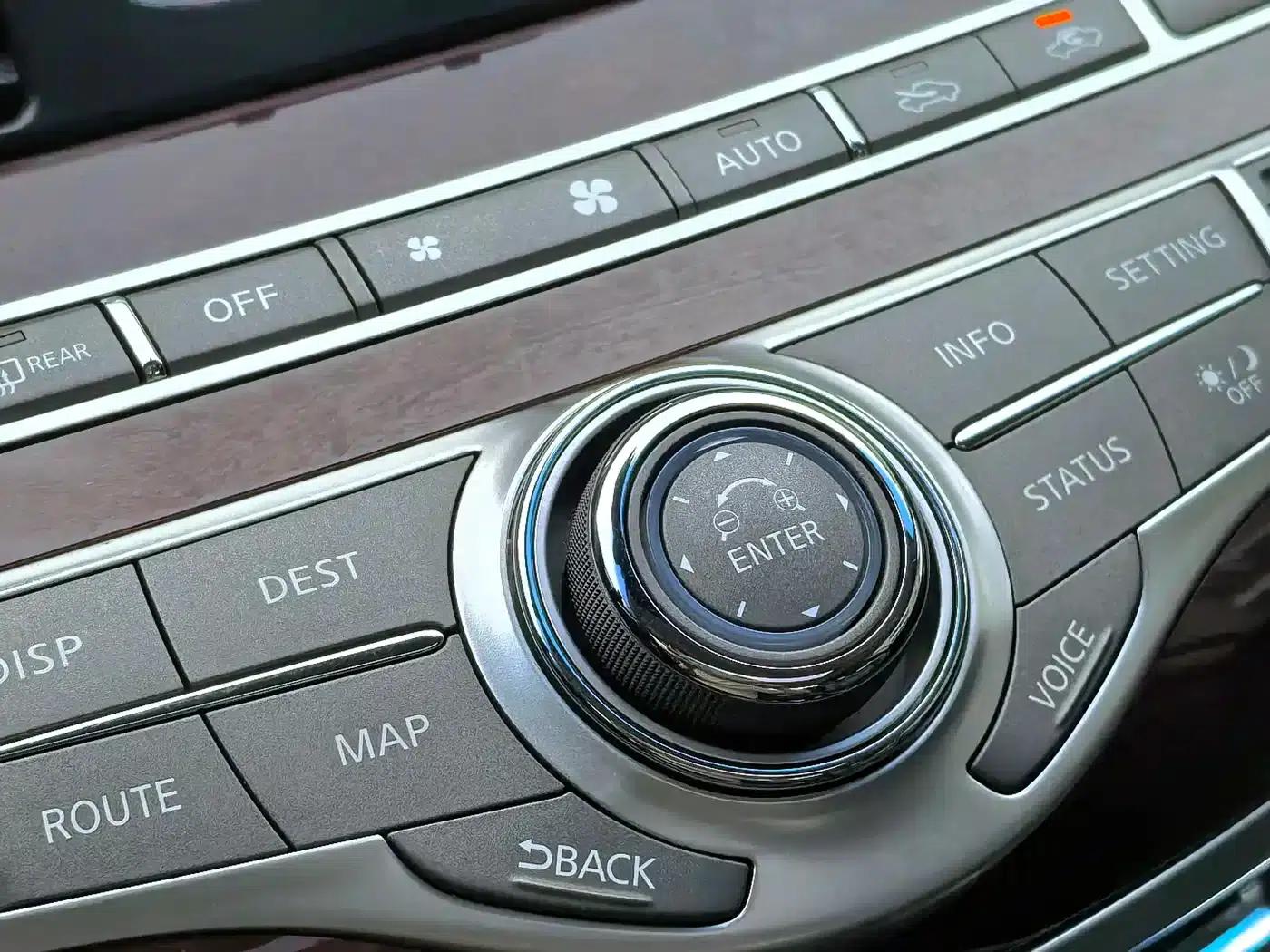 Infiniti Q70 2015 Q70L 2.5L Enjoy Edition — миниатюра 50