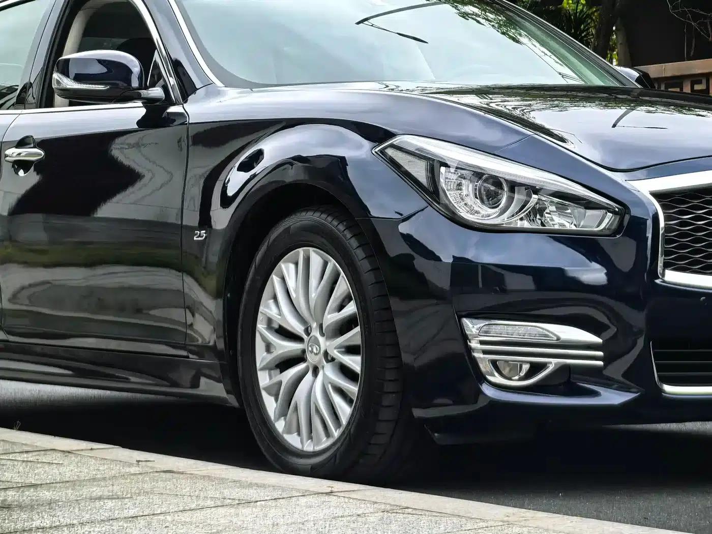 Infiniti Q70 2015 Q70L 2.5L Enjoy Edition — миниатюра 6
