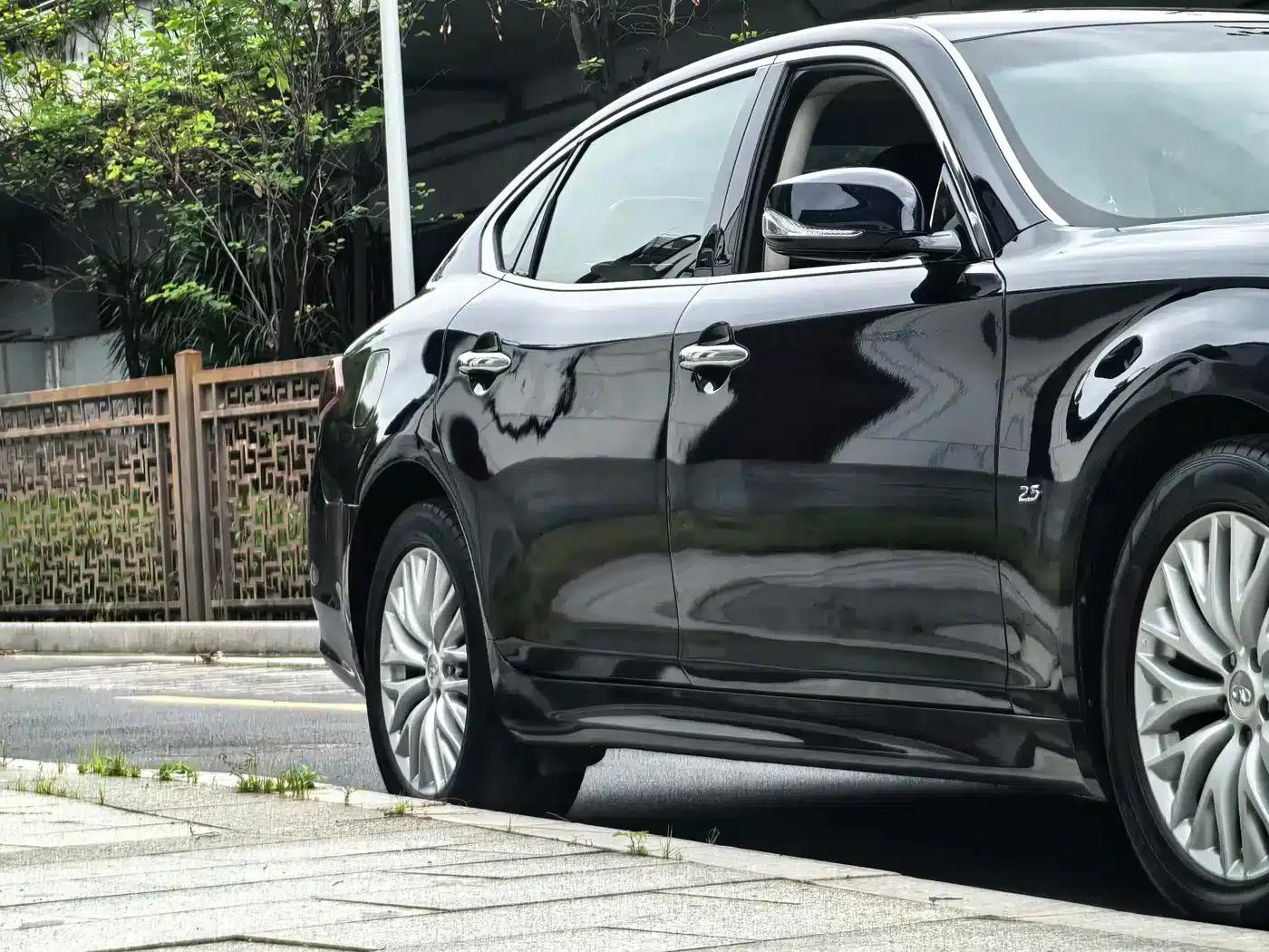 Infiniti Q70 2015 Q70L 2.5L Enjoy Edition — миниатюра 7