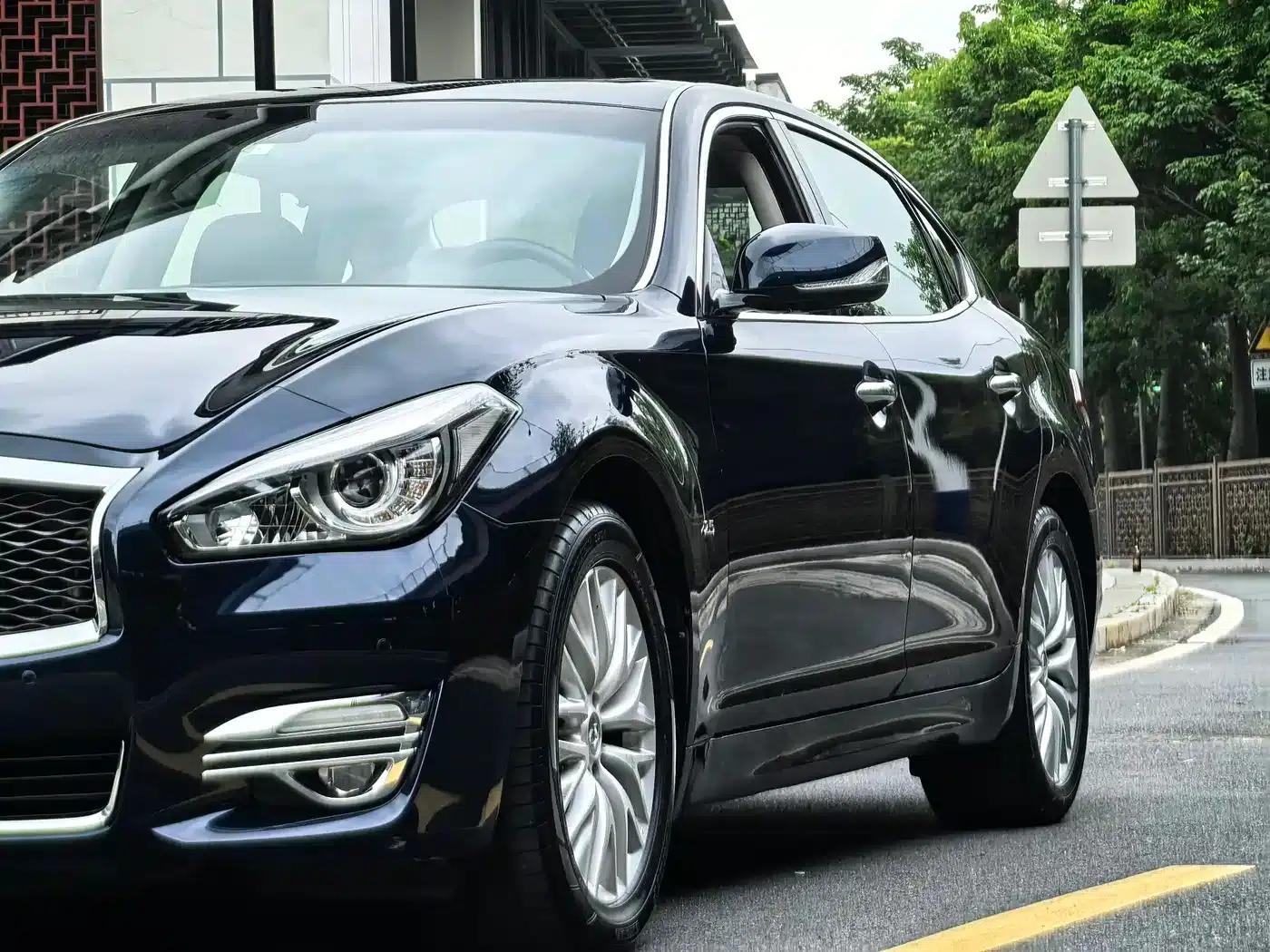 Infiniti Q70 2015 Q70L 2.5L Enjoy Edition — миниатюра 8