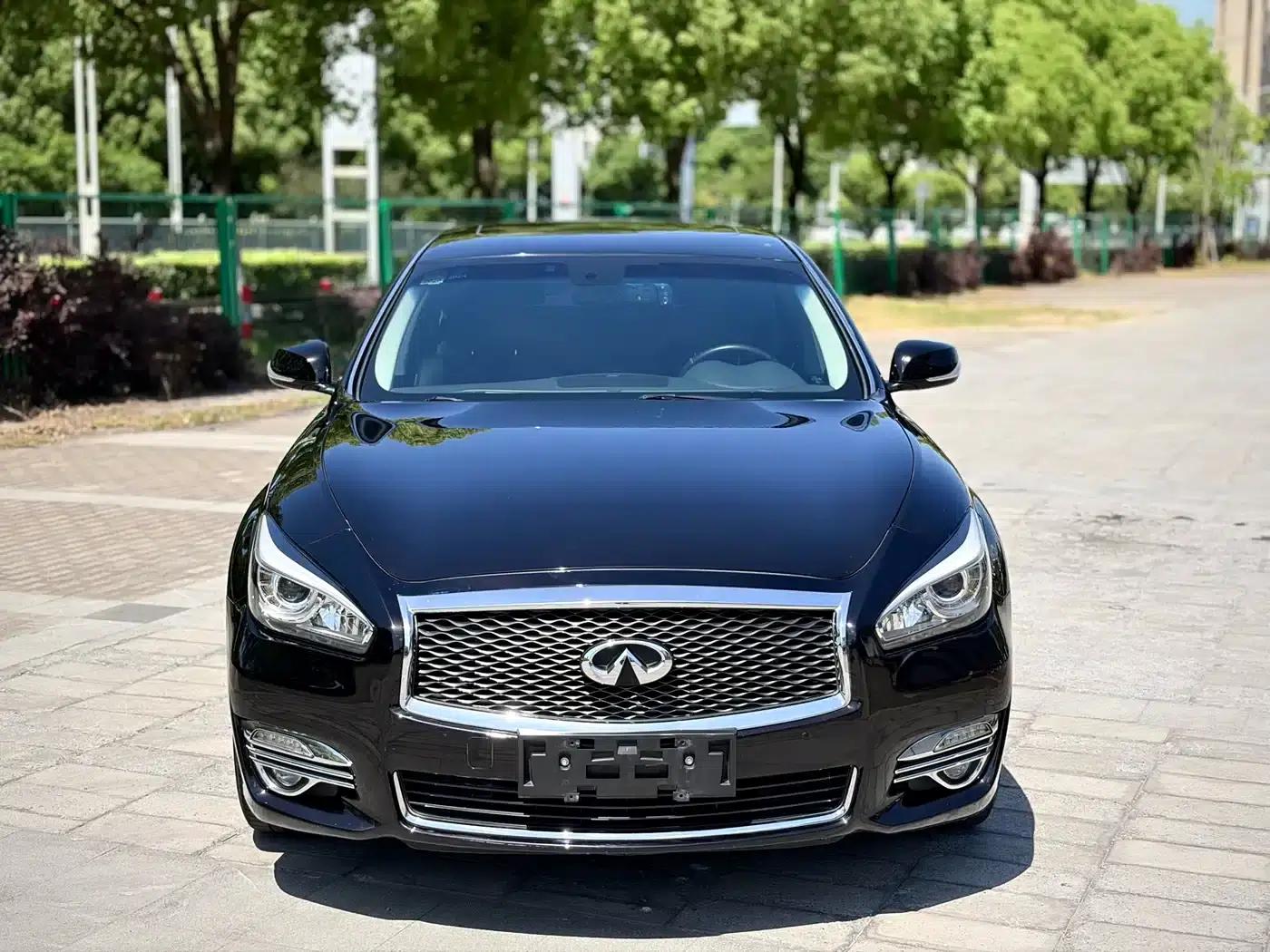 Infiniti Q70 2015 Q70L 2.5L Enjoy Edition — миниатюра 2