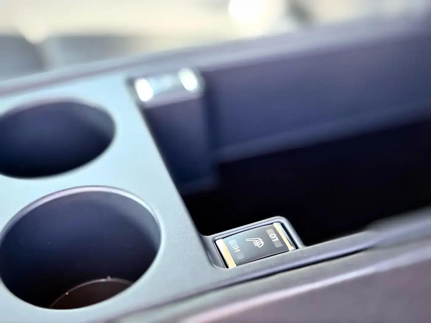 Infiniti Q70 2015 Q70L 2.5L Enjoy Edition — миниатюра 31