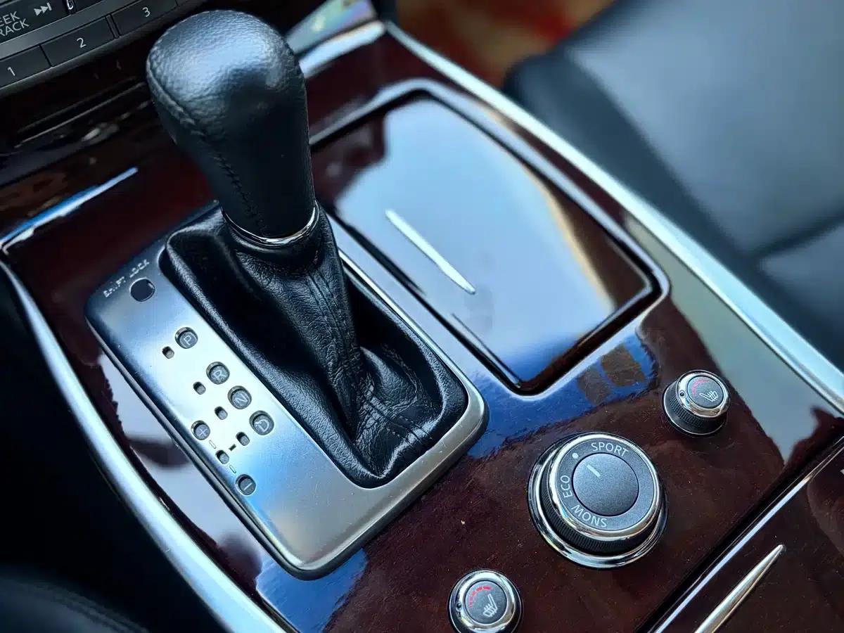 Infiniti Q70 2015 Q70L 2.5L Enjoy Edition — миниатюра 33