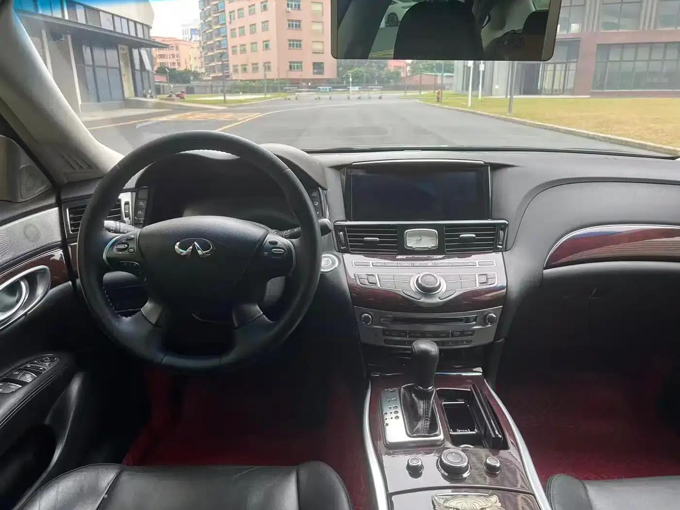 Infiniti Q70 2017 Q70L 2.5L Enjoy Edition — миниатюра 13