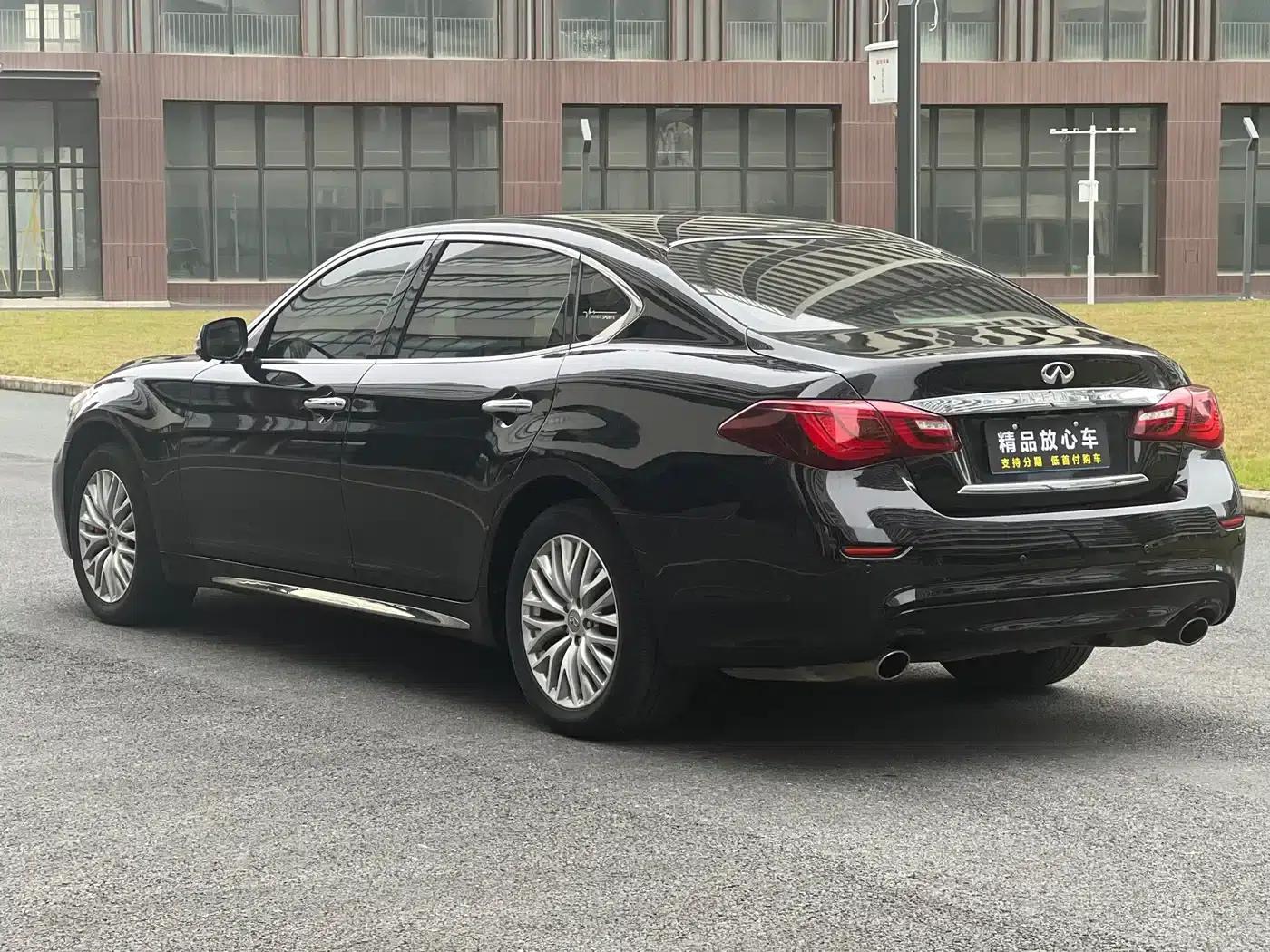 Infiniti Q70 2017 Q70L 2.5L Enjoy Edition — миниатюра 4