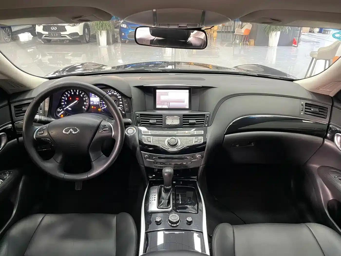Infiniti Q70 2017 Q70L 2.5L Elite Edition — миниатюра 11