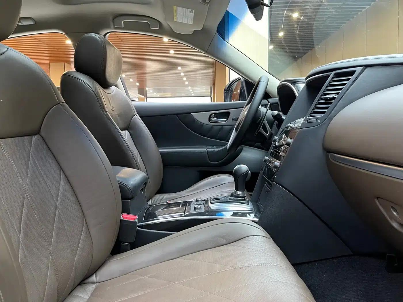 Infiniti FX 2011 FX35 Super Edition — миниатюра 10