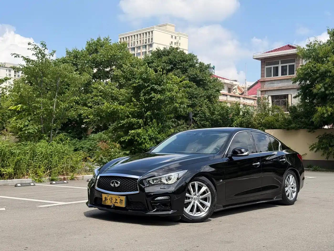 Infiniti Q50 2014 3.7L Comfort Edition — миниатюра 1