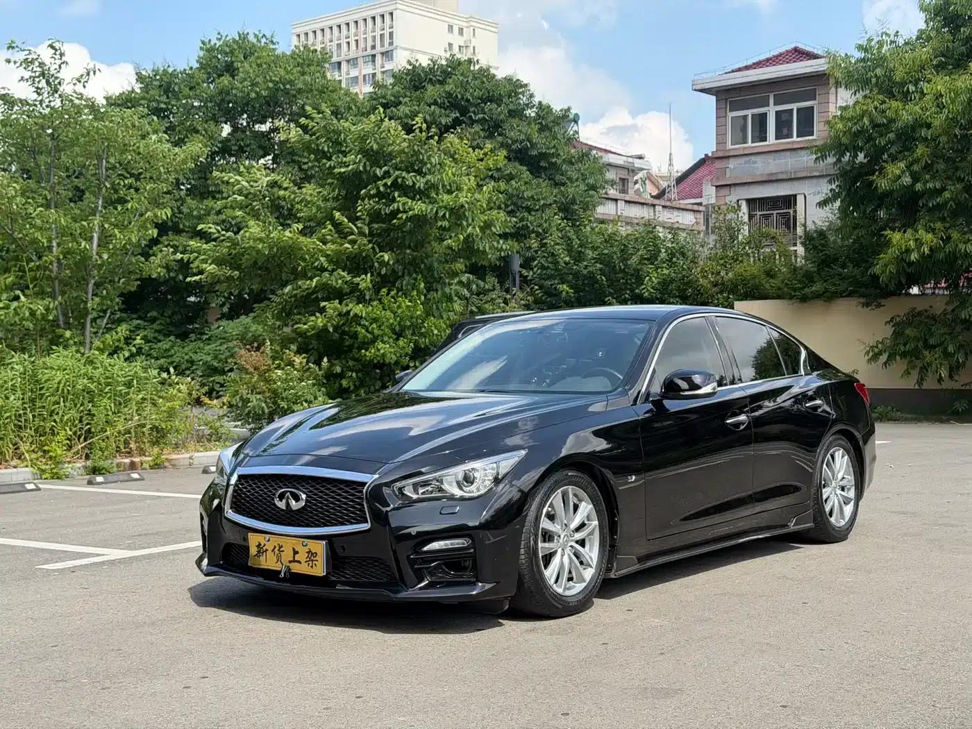Infiniti Q50 2014 3.7L Comfort Edition — миниатюра 4