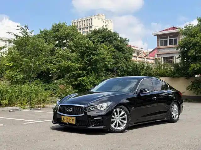 Infiniti Q50 2014 3.7L Comfort Edition