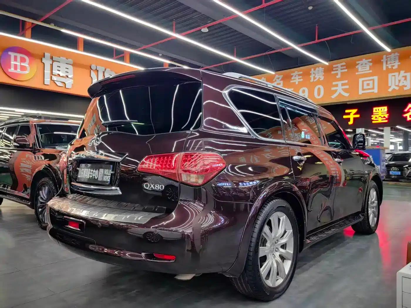 Infiniti QX80 2016 5.6L 4WD — миниатюра 16