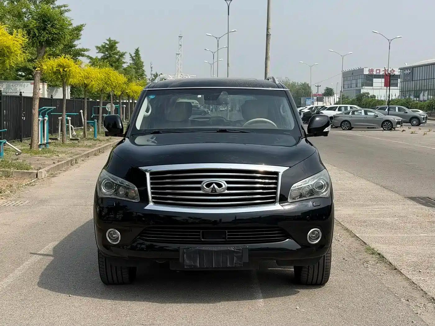 Infiniti QX80 2013 5.6L 4WD — миниатюра 2