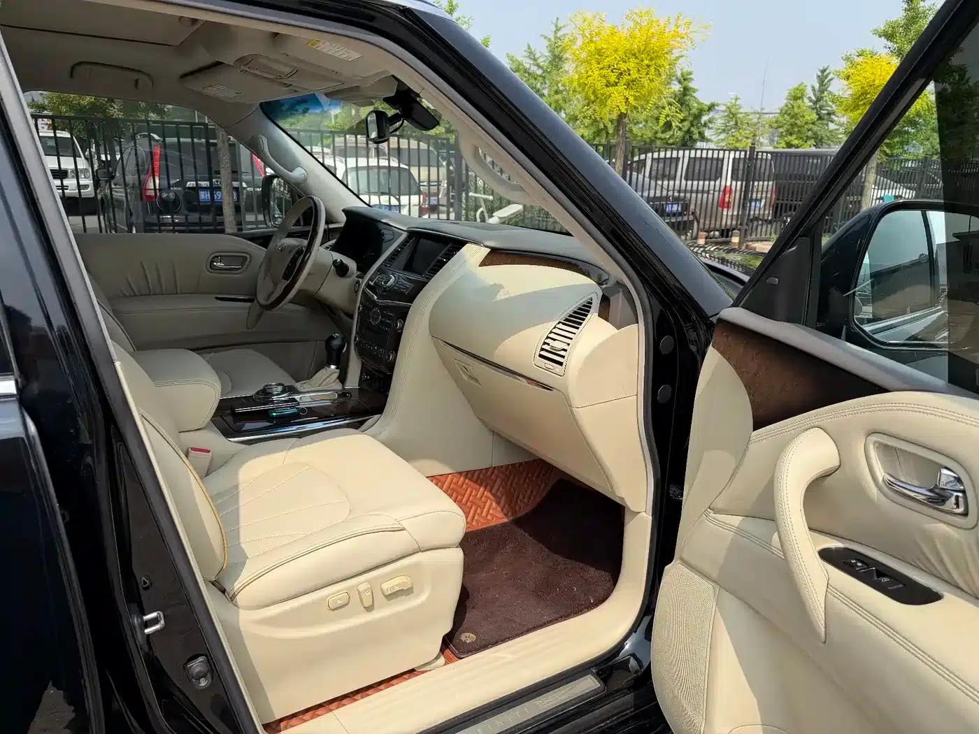Infiniti QX80 2013 5.6L 4WD — миниатюра 12