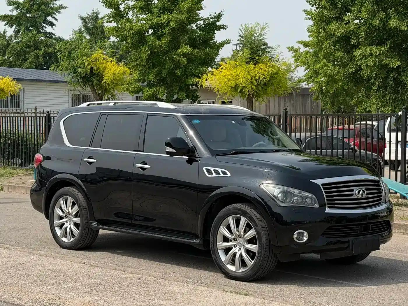 Infiniti QX80 2013 5.6L 4WD — миниатюра 3