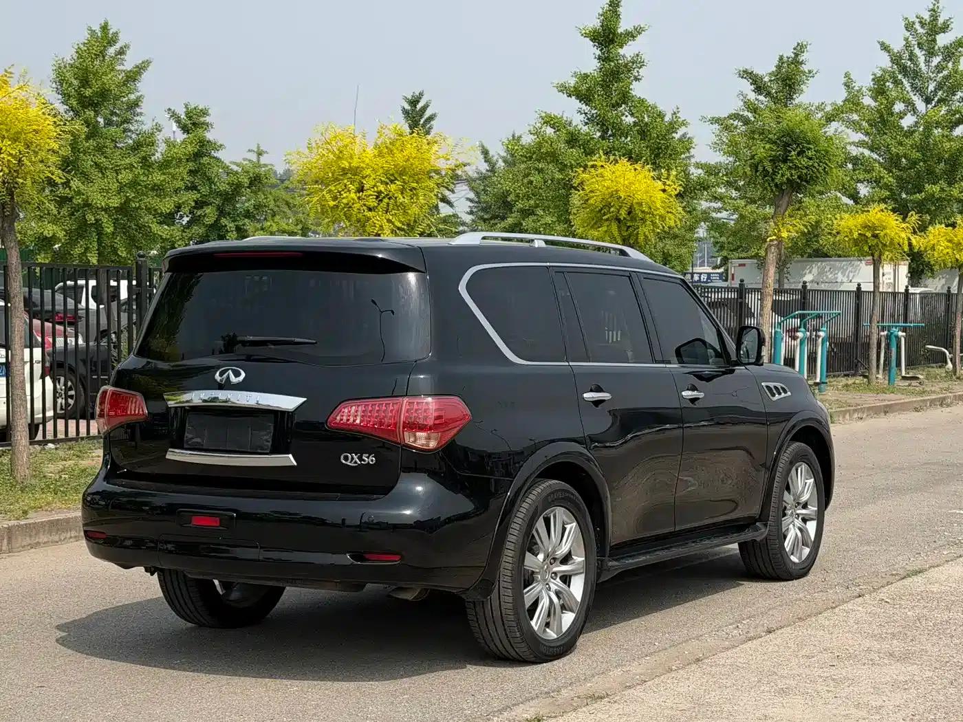 Infiniti QX80 2013 5.6L 4WD — миниатюра 4