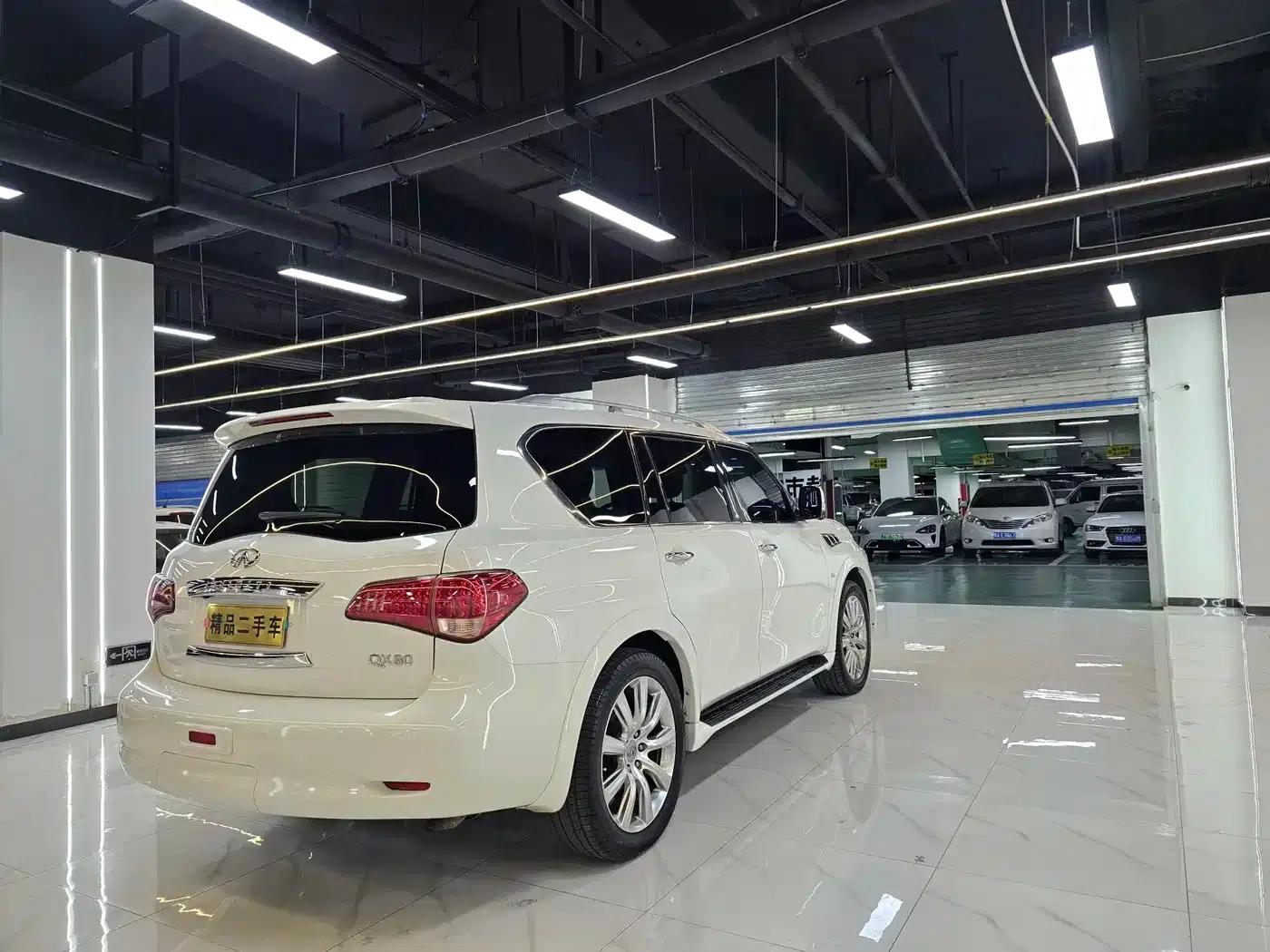 Infiniti QX80 2013 5.6L 4WD — миниатюра 5