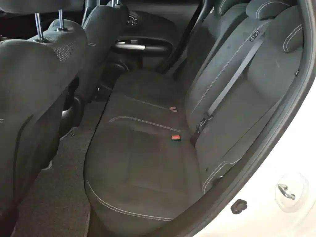 Infiniti ESQ 2014 1.6L Sporty Edition — миниатюра 17