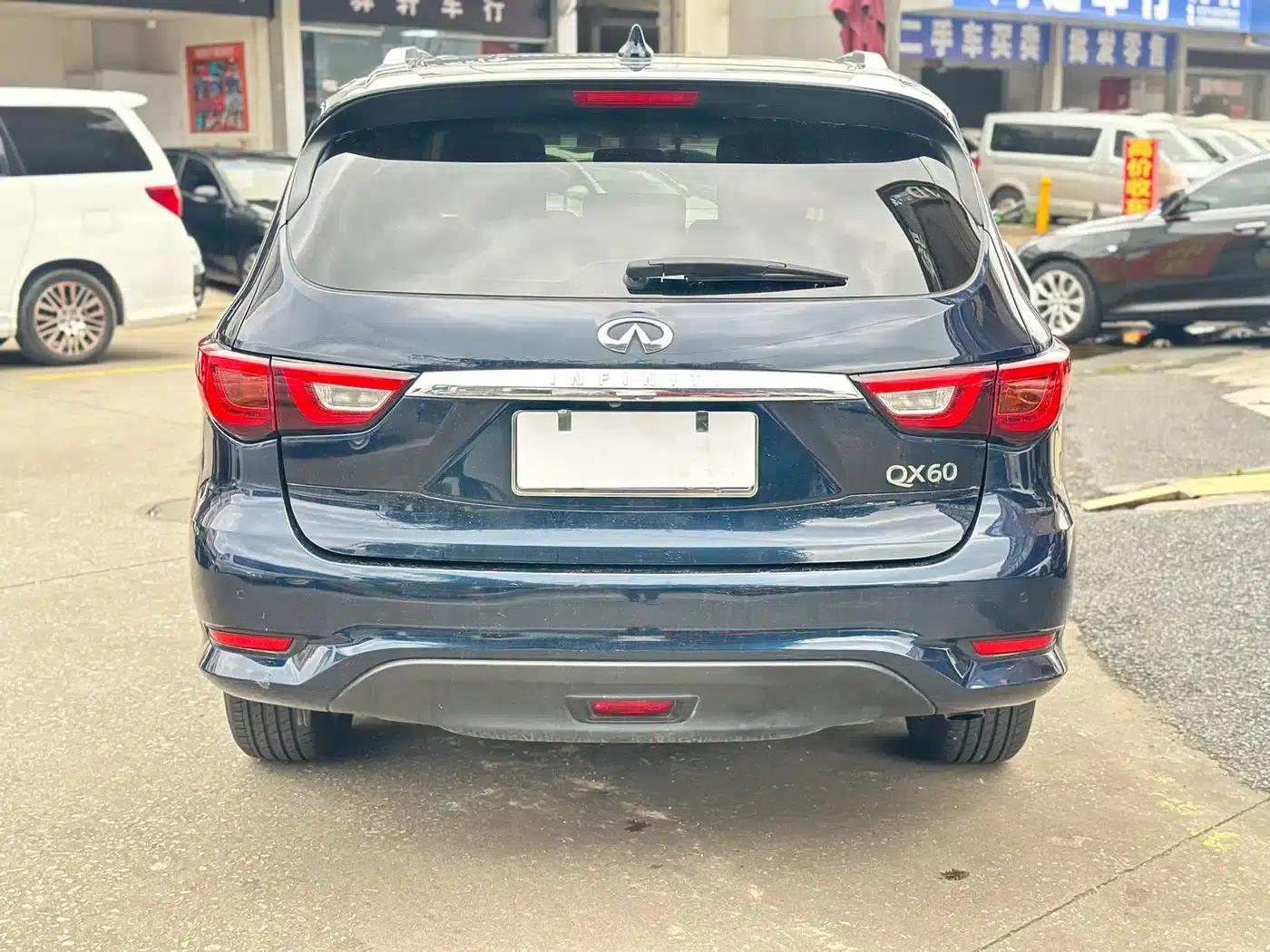 Infiniti QX60 (Imported) 2018 2.5 S/C Hybrid 2WD Champion Family Edition — миниатюра 13
