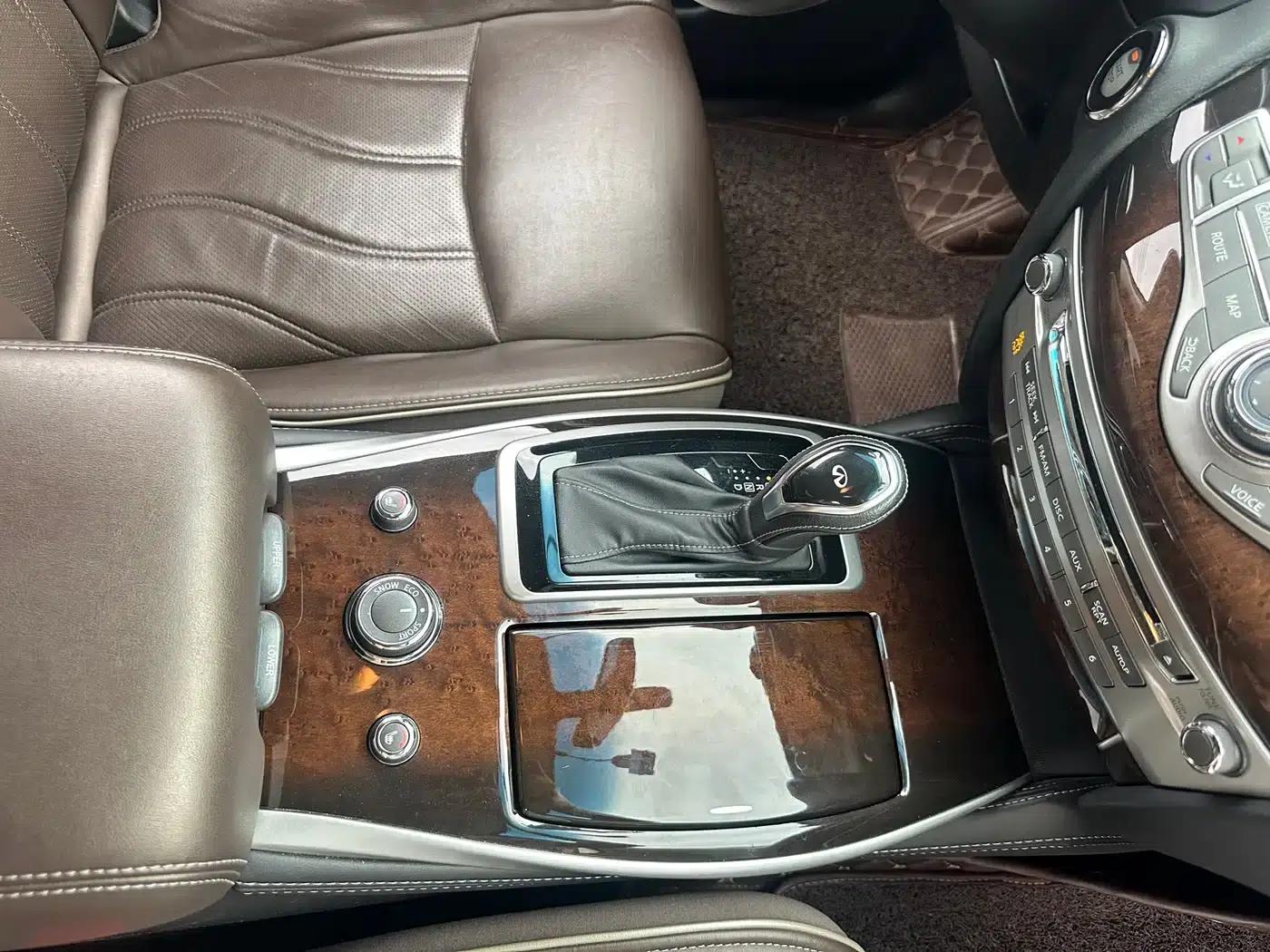 Infiniti QX60 (Imported) 2018 2.5 S/C Hybrid 2WD Champion Family Edition — миниатюра 7