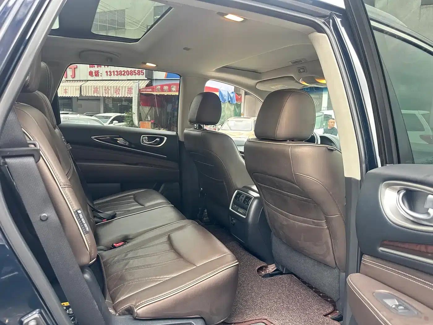 Infiniti QX60 (Imported) 2018 2.5 S/C Hybrid 2WD Champion Family Edition — миниатюра 10
