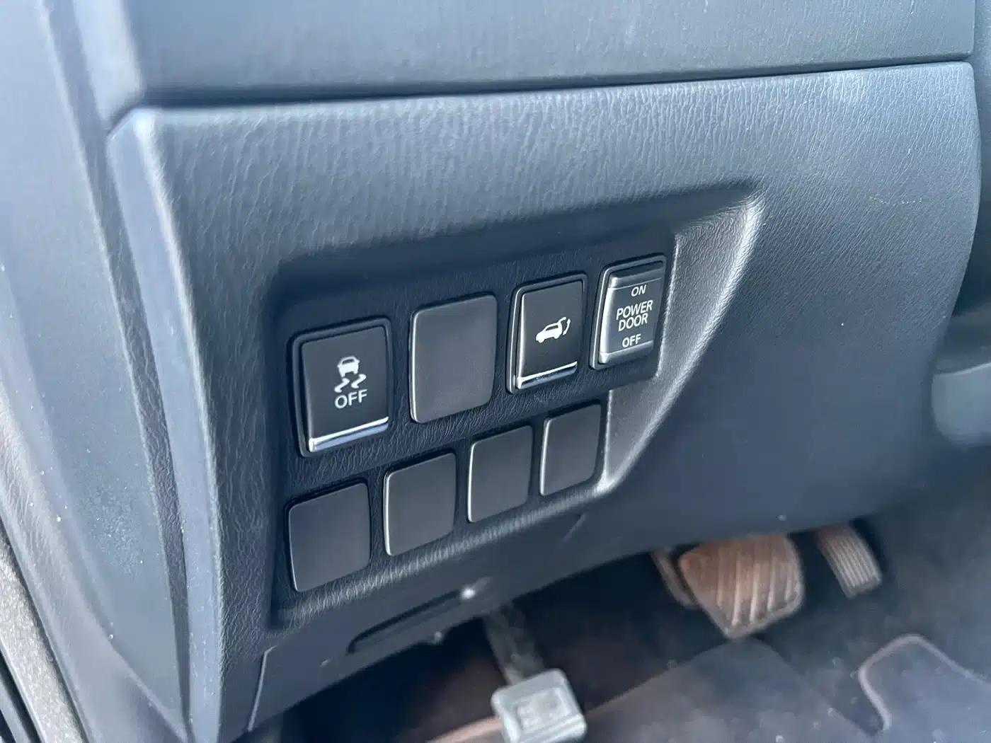 2016 Infiniti QX60 Imported Model 2.5 S/C Hybrid 2WD Premium Edition (China V Emission Standard) — миниатюра 27
