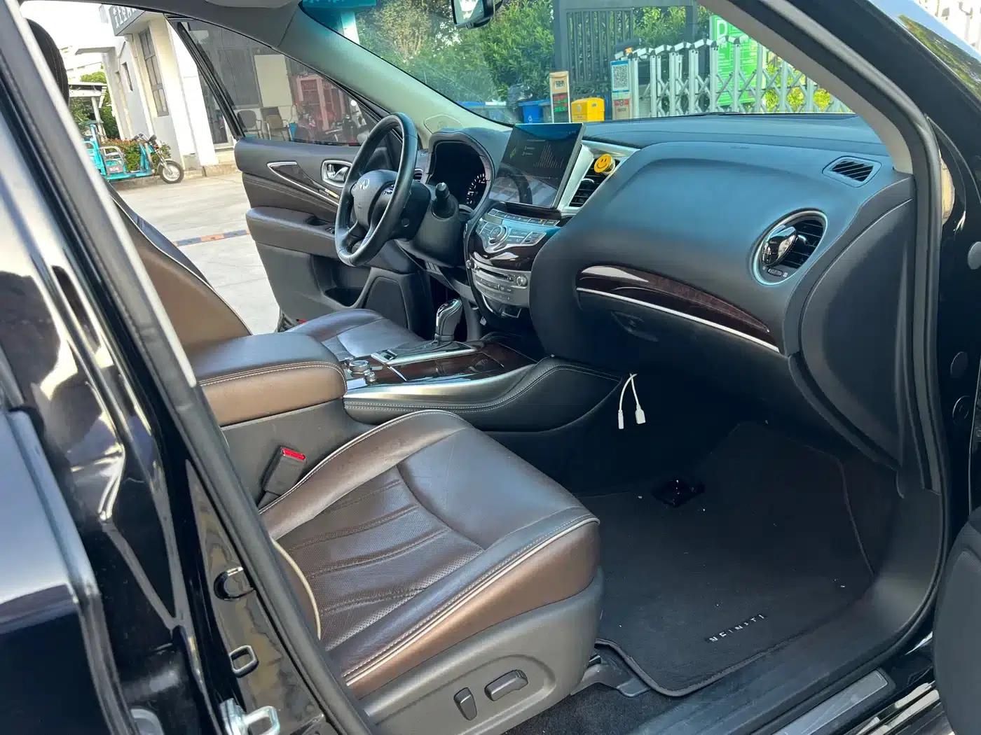 2016 Infiniti QX60 Imported Model 2.5 S/C Hybrid 2WD Premium Edition (China V Emission Standard) — миниатюра 38