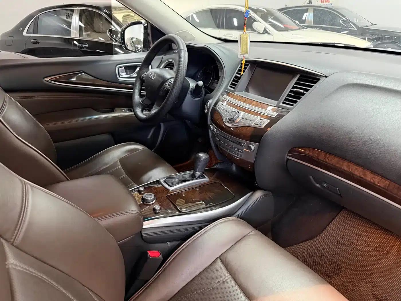 2016 Infiniti QX60 Imported Model 2.5 S/C Hybrid AWD All-Terrain Edition (China V Emission Standard) — миниатюра 19
