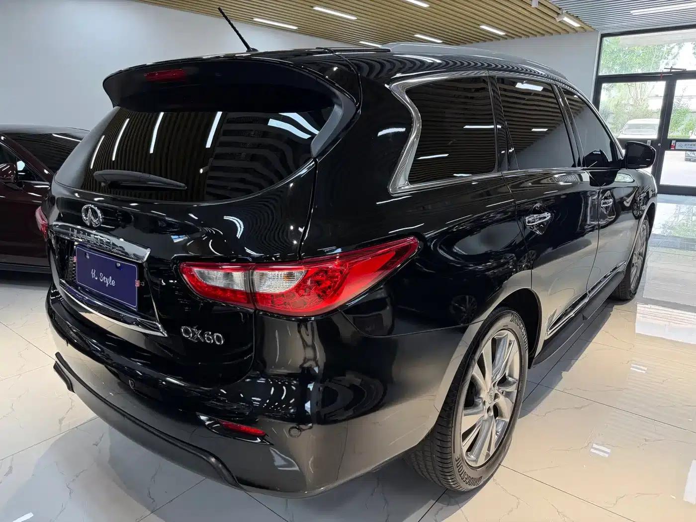 2016 Infiniti QX60 Imported Model 2.5 S/C Hybrid AWD All-Terrain Edition (China V Emission Standard) — миниатюра 3