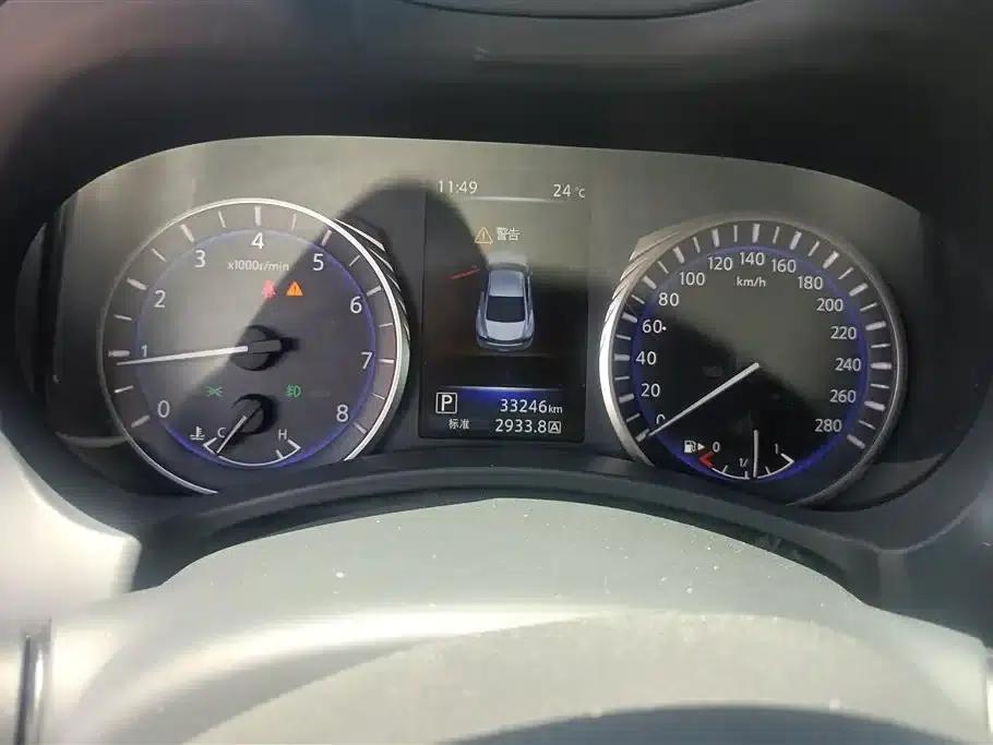 Infiniti Q60 2019 2.0T Luxury Edition — миниатюра 14
