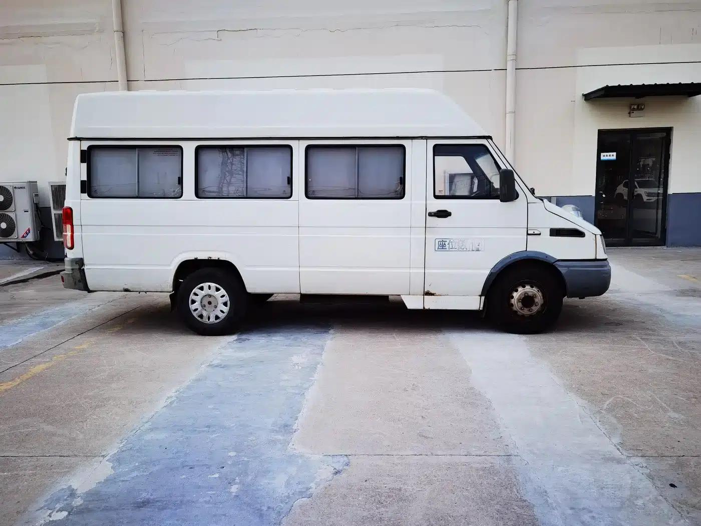 Iveco Proud 2014 Model 2.8T-V40 NJ5044XXY3A43S4 — миниатюра 11